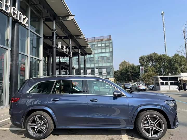 Photo 3 - Mercedes-Benz GLS-Class