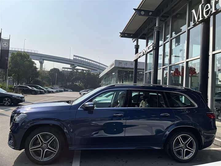 Photo 4 - Mercedes-Benz GLS-Class