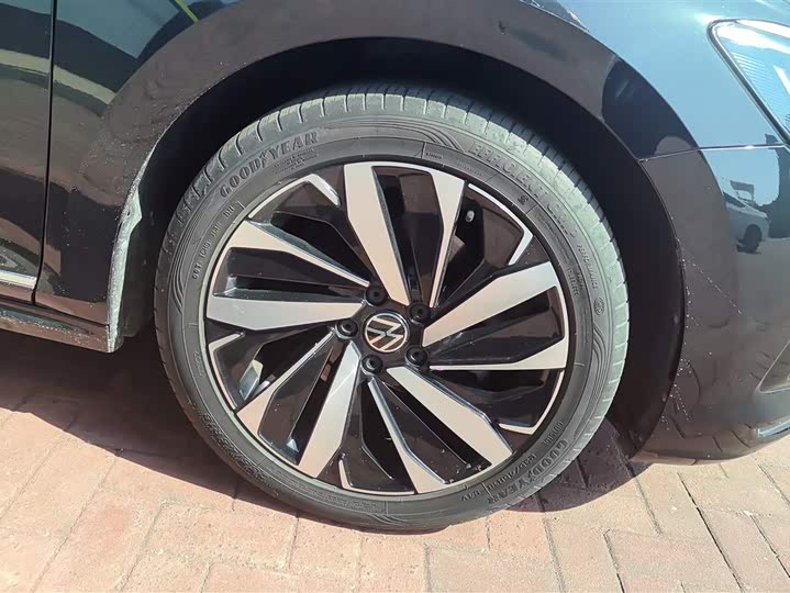 Фото 6 - Volkswagen Passat