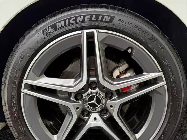 Фото 6 - Mercedes-Benz CLA-Class