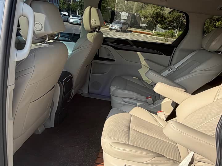 Buick GL8 ES 2023 2023款 ES陆尊 舒适型