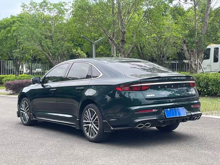 Фото 8 - Geely Preface