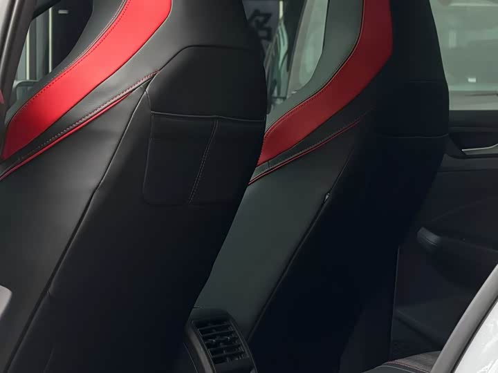 2025 Volkswagen Golf GTI