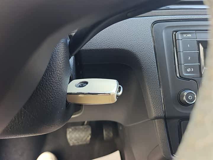 Фото 9 - Volkswagen Santana