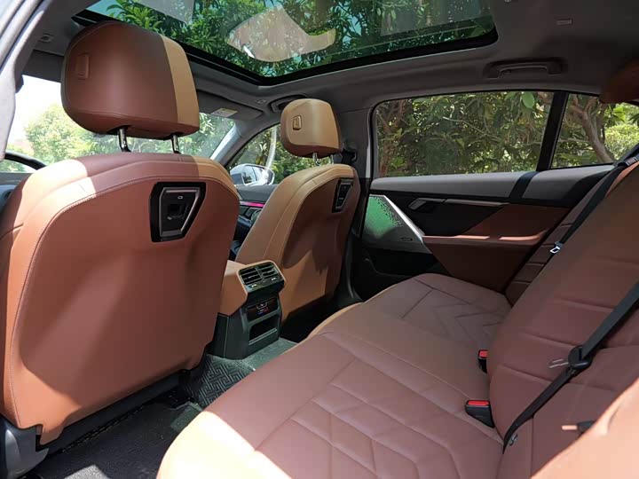 Фото 9 - BMW 5 Series