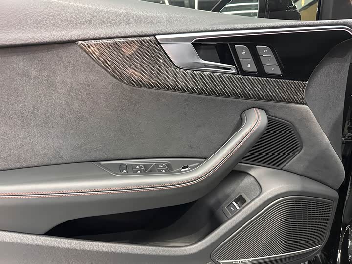 Audi RS 4 2023 2023款 RS4 Avant 黑曜版