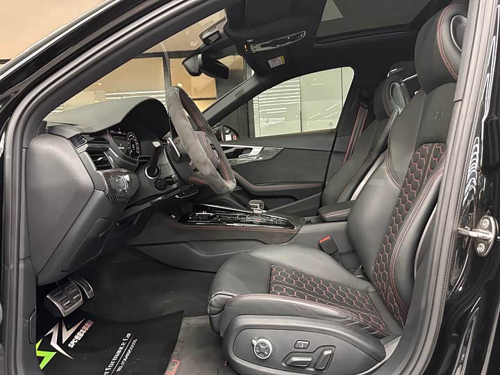Audi RS 4 2023 2023款 RS4 Avant 黑曜版