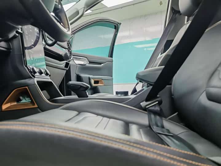 Ford Ranger 2025 2025款 探迹四驱自动越野版 汽油