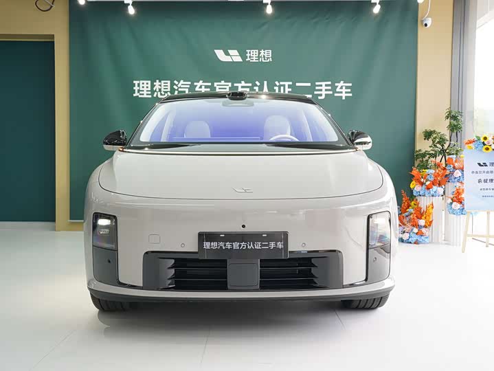 LiXiang i8 2025 2025款 标准版