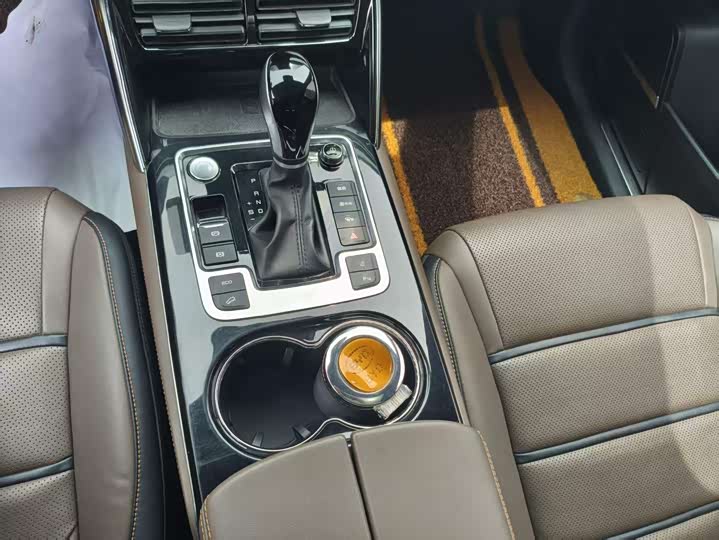BYD Tang 2021 2021款 2.0T 自动旗舰型