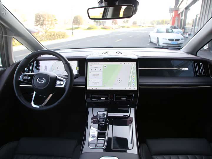 Фото 4 - GAC Trumpchi M8