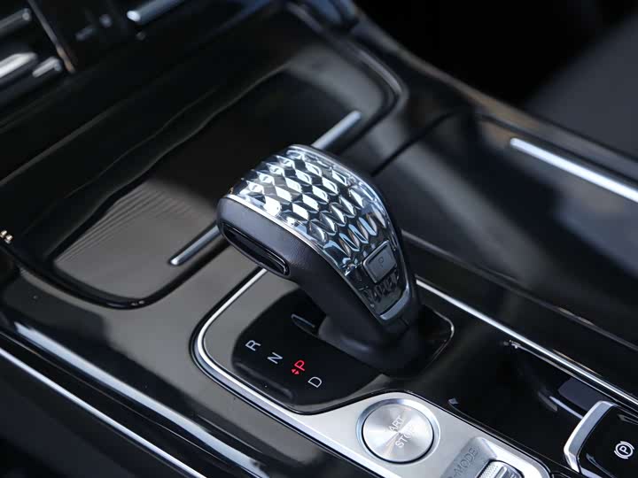 Фото 8 - GAC Trumpchi M8