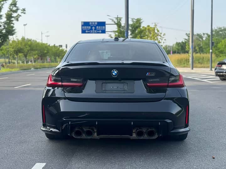 BMW M3 2024 2024款 M3四门轿车 M xDrive 雷霆版