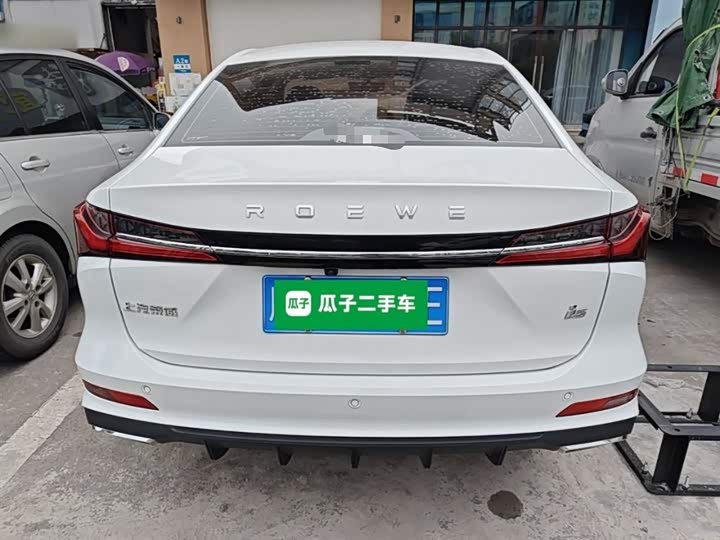 Фото 6 - Roewe i5
