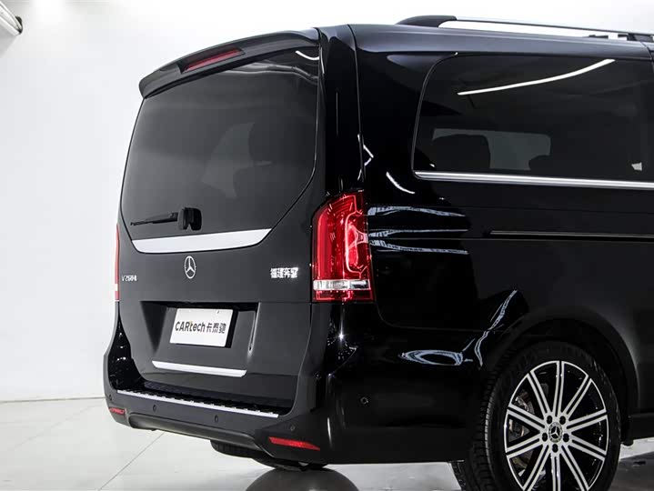 Mercedes-Benz V-Class 2022 2022款 V 260 L 长轴距豪华版