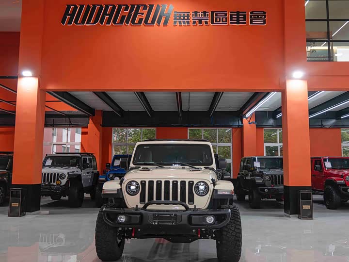 Jeep Wrangler 2021 2021款 2.0T 罗宾汉四门版