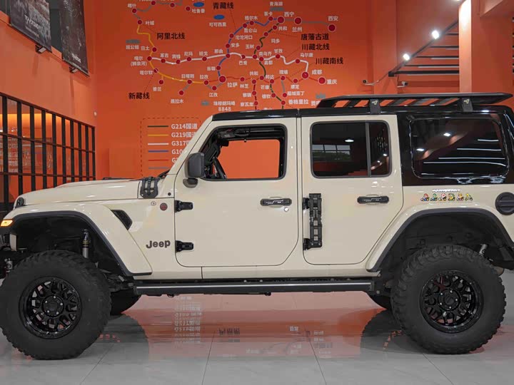 Jeep Wrangler 2021 2021款 2.0T 罗宾汉四门版
