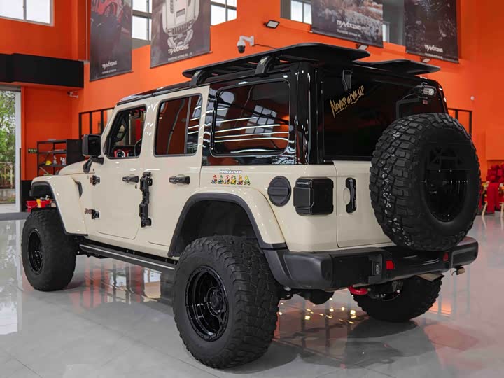 Jeep Wrangler 2021 2021款 2.0T 罗宾汉四门版