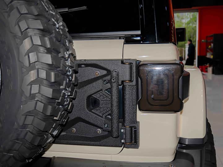 Jeep Wrangler 2021 2021款 2.0T 罗宾汉四门版