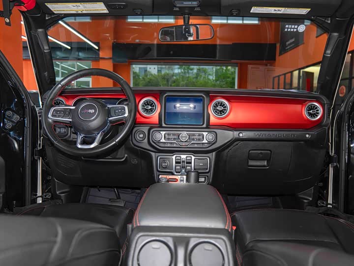 Jeep Wrangler 2021 2021款 2.0T 罗宾汉四门版