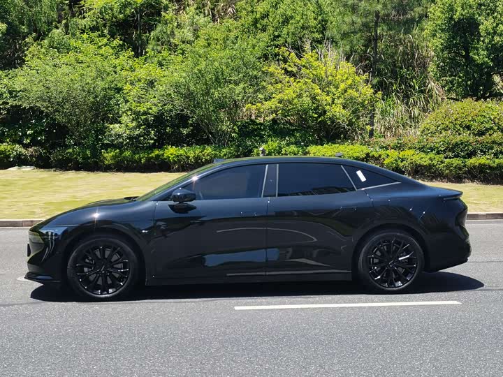 Zeekr 007 2025 2025款 后驱智驾版 75kWh