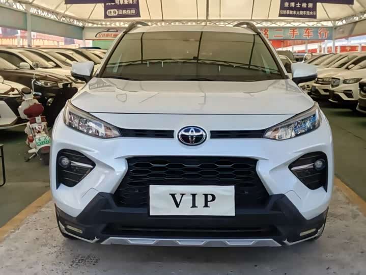 Фото 2 - Toyota Wildlander