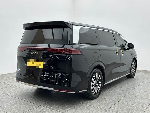 BYD Xia 2025 2025款 DM-i 1.5T 180km 卓越型