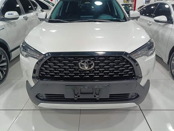 Фото 2 - Toyota Corolla Cross