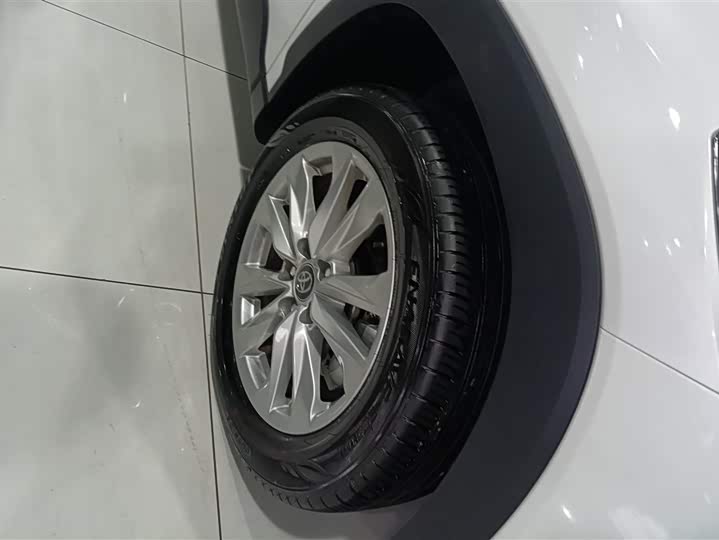 Фото 6 - Toyota Corolla Cross