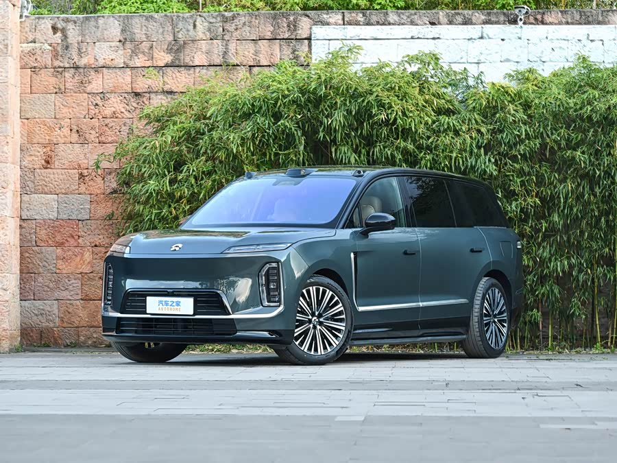 Nio ES9 2026 2026款 102kWh 行政通道签名版