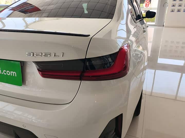 Фото 8 - BMW 3 Series