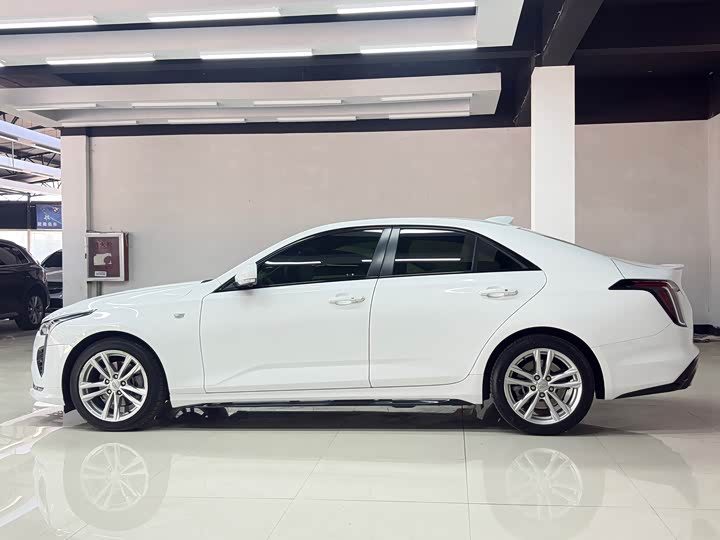 Cadillac CT4 2023 2023款 25T 风尚型