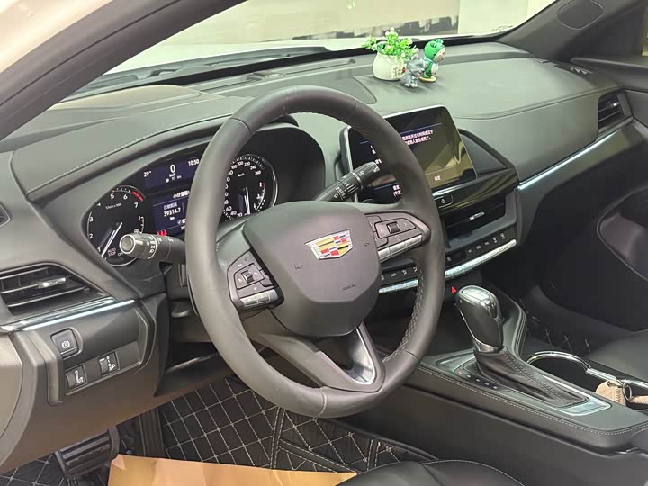 Cadillac CT4 2023 2023款 25T 风尚型