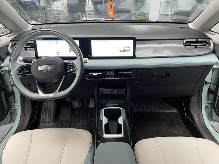 Geely Geometry E Firefly 2024 2024款 401km 萤光