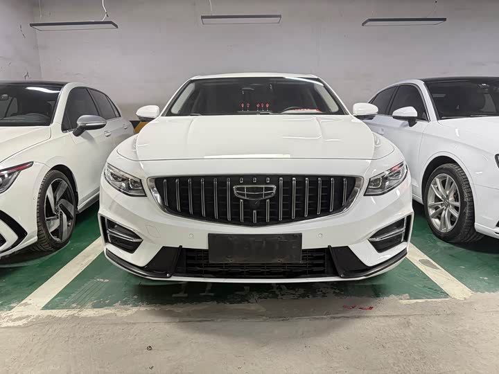 Фото 2 - Geely Preface