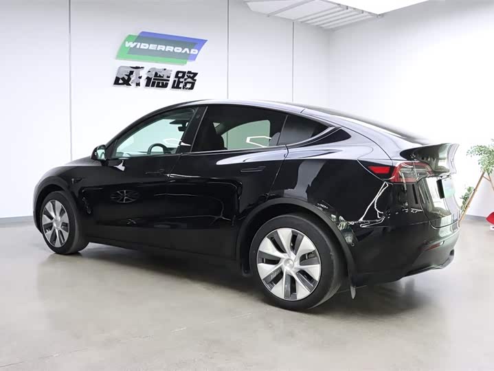 Tesla Model Y 2022 2022款 改款 后轮驱动版