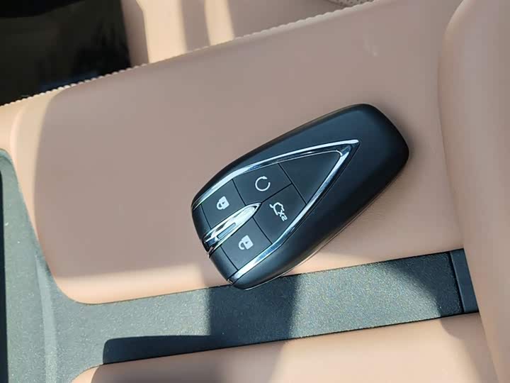 Changan UNI-Z 2025 2025款 1.5T 尊贵型