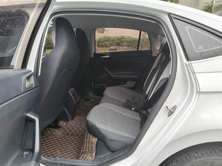 Photo 7 - Volkswagen Lavida