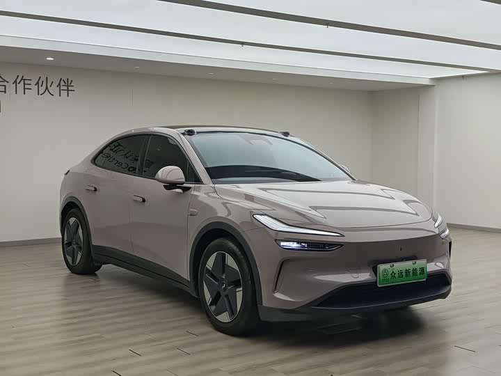 Фото 4 - Nio Onvo L60