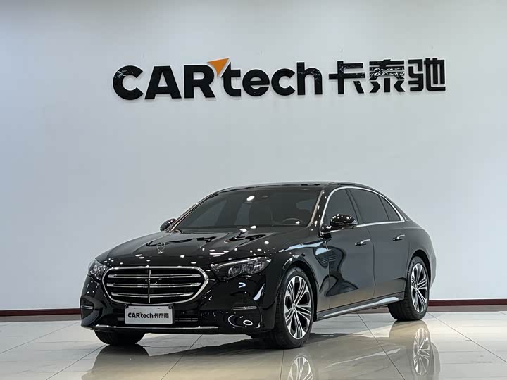 Фото 1 - Mercedes-Benz E-Class