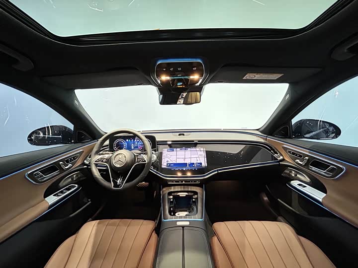 Фото 9 - Mercedes-Benz E-Class