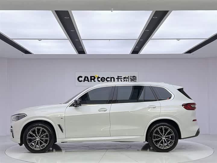 Фото 2 - BMW X5