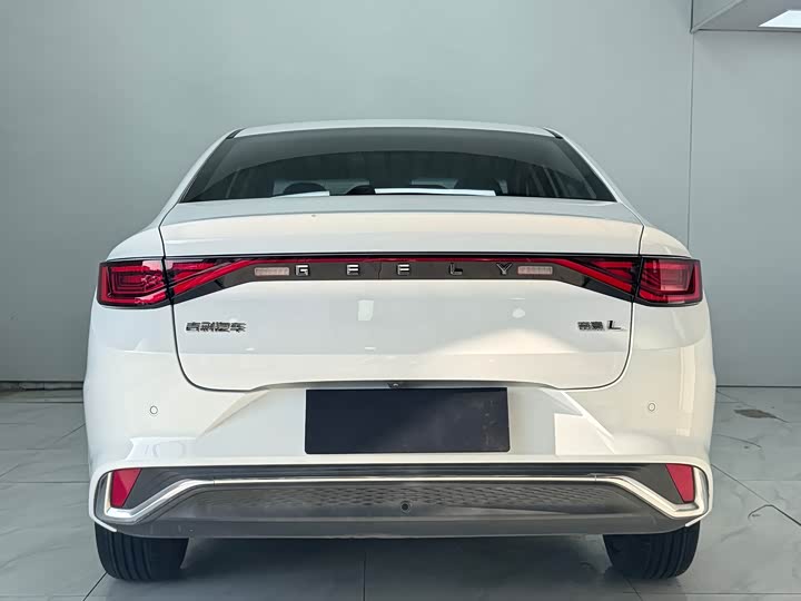 Geely Emgrand L 2022 2022款 1.4T CVT至尊型