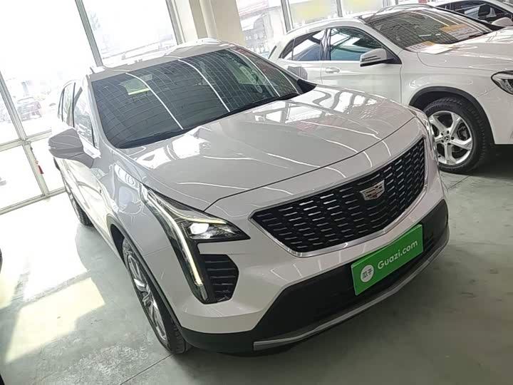 Фото 4 - Cadillac XT4