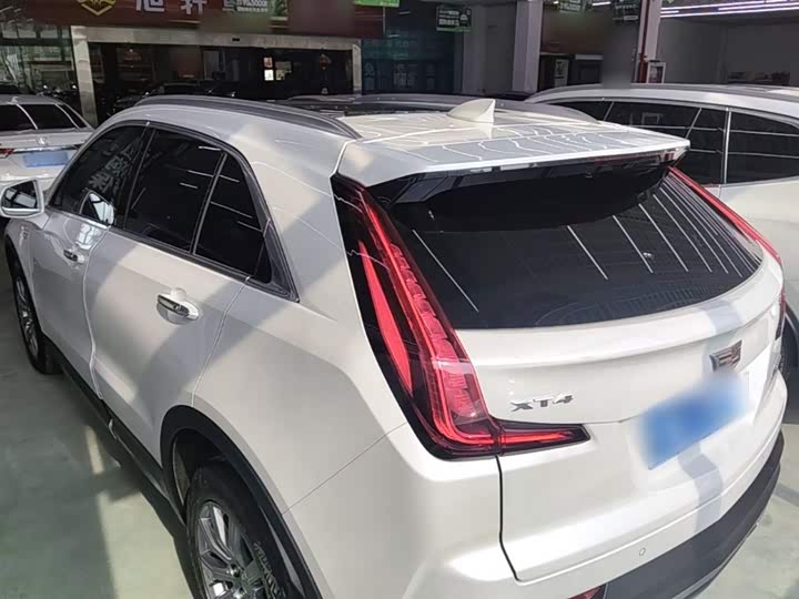 Фото 5 - Cadillac XT4