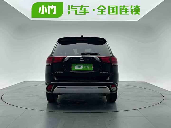 Zdjęcie 4 - Mitsubishi Outlander