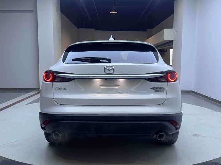 Mazda CX-4 2021 2021款 2.0L 自动两驱蓝天探索版