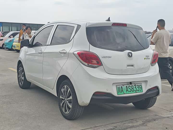 Changan BenBen E-Star 2021 2021款 国民版 心怡版（快充版）磷酸铁锂（31.18kWh）
