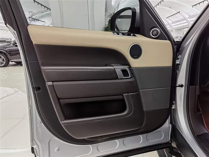 Фото 8 - Land Rover Range Rover Sport Hybrid