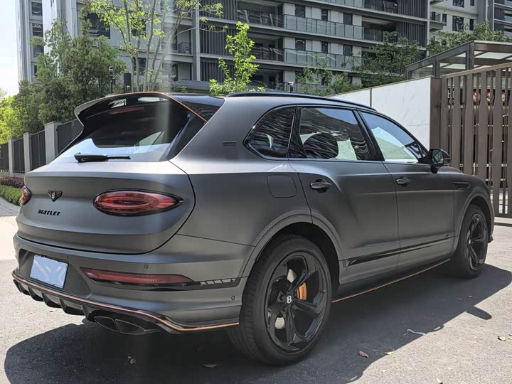 Bentley Bentayga 2024 2024款 4.0T V8 S 炫黑版